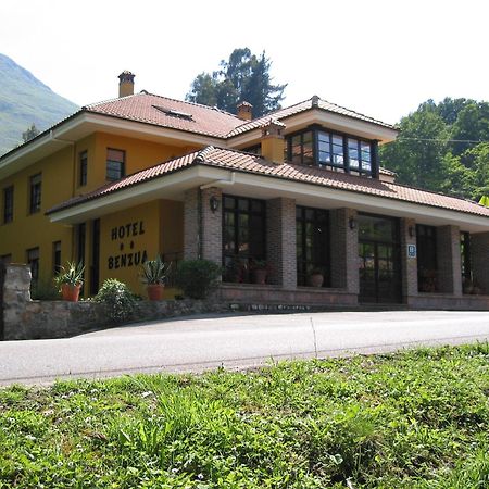 Hotel Benzua Villanueva de Ardisana Exteriér fotografie